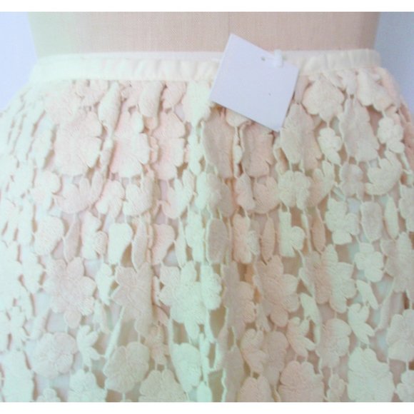 CLUB MONACO NATURAL IVORY COTTON FLORAL CROCHET COQUETTE MINI SKIRT 8 NWT - Picture 5 of 7
